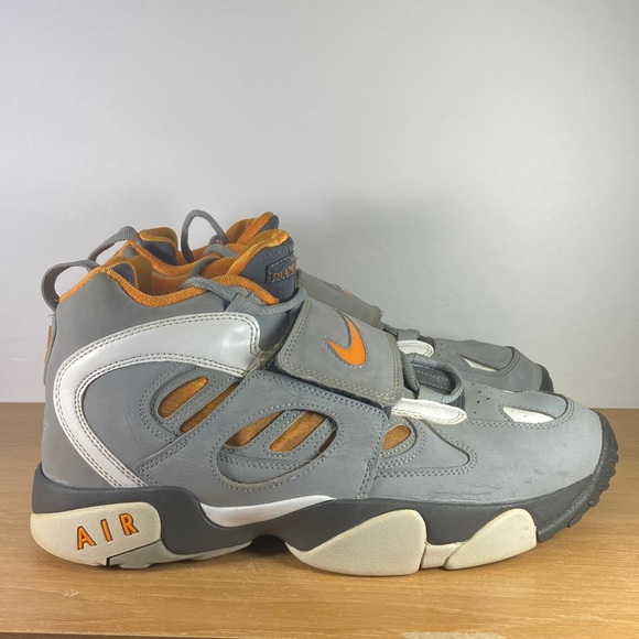 deion sanders shoes diamond turf 2